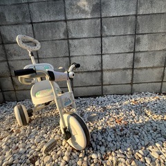 ディズニー三輪車1歳半〜の画像