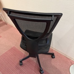 オフィスチェアの画像