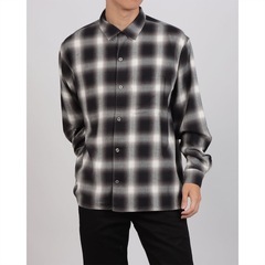 新品　冬物メンズシャツ　LLサイズの画像