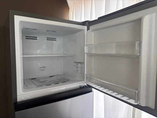 【超美品】ハイセンス 冷蔵庫 250L シルバー HR-B2501 