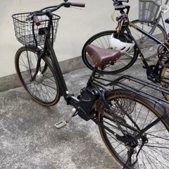 電動アシスト自転車 黒 バッテリー充電器あり 25,000円の画像