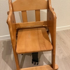 木製　　ローチェア　子ども　イス
の画像