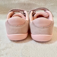 新品未使用　キッズ　ピンク　スニーカー　21cm ワイド　マジックテープ　の画像