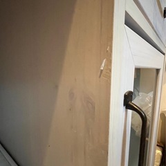 ロータイプ食器棚の画像