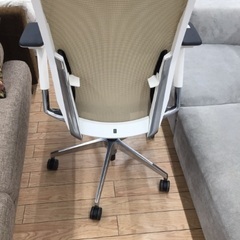 ITOKI ワークチェアの画像
