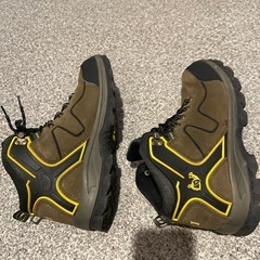 【取引中】ZHJLUT トレッキングシューズ　登山靴の画像