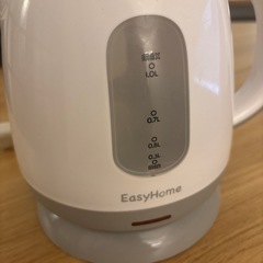 電気ポットの画像