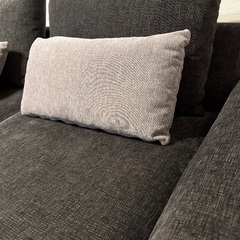 ニトリ三人掛けソファーの画像