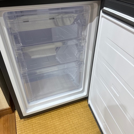 【美品】　冷蔵庫　アイリス　【23年製】　単身用153L