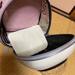 ペット　キャリーリュック　ピンクの画像