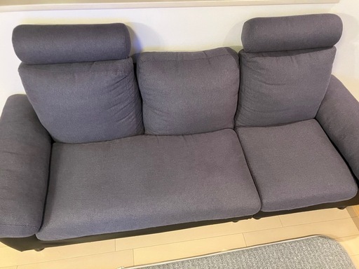 【値下げしました！】３人掛けソファ