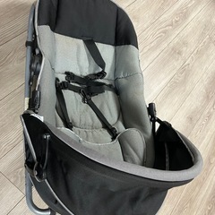 KATOJI ベビー用 バウンサー グレーと黒の画像