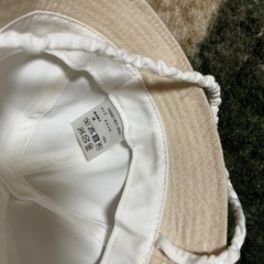 くま帽子44センチの画像