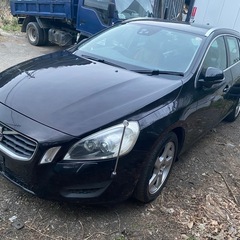 業販価格 関西発 ボルボ V60 の画像