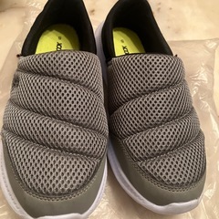 スニーカー　メンズSサイズの画像
