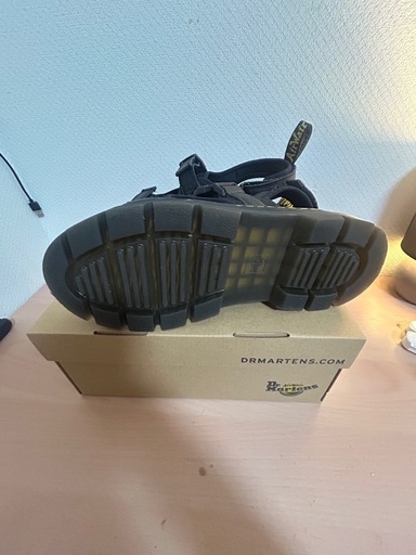 Dr.Martens    Forster  BLACK