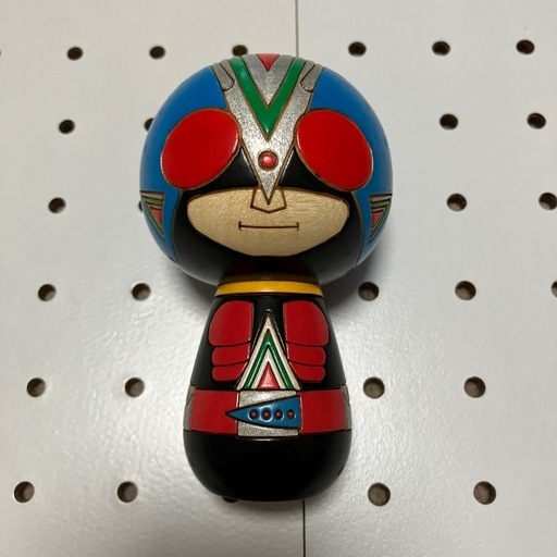 卯三郎こけし仮面ライダーV3 ライダーマン民芸品、超レア