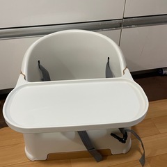 リッチェル　子供用イス　テーブル付きの画像