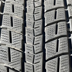 スタッドレスタイヤの画像