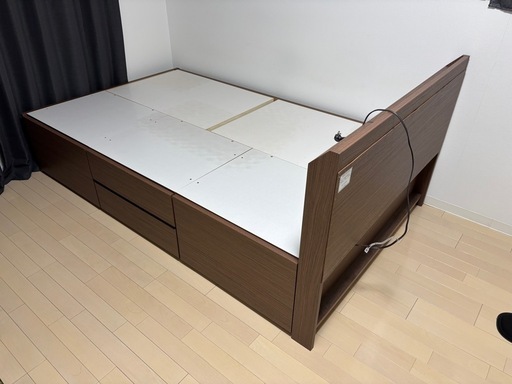 ニトリ セミダブルベッド 収納付き コンセント付き/堺市／引き取り限定