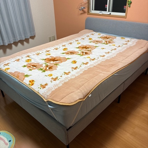 ダブルベッド
