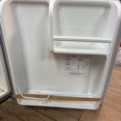 動作確認済み　ワンドア小型　冷蔵庫無料にてお譲りします。の画像