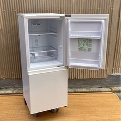 AQUA 126L冷蔵庫　AQR-13E8（W）の画像