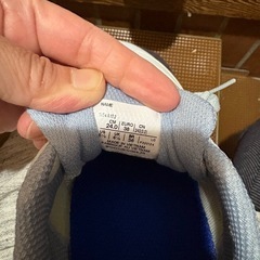 スニーカーの画像