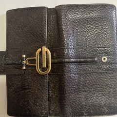 グッチ三つ折り長財布の画像