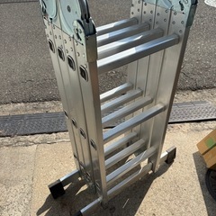 はしご脚立兼用の画像