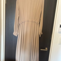 裏地付きワンピースの画像