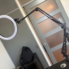 家具セット デスク チェア ラック リングライトの画像