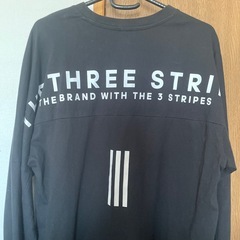 adidas長袖の画像