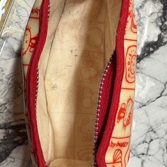 【条件で0円】キティちゃんのポーチの画像