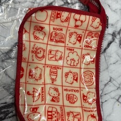 【条件で0円】キティちゃんのポーチの画像