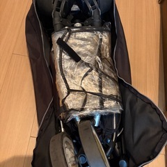 3輪バギー　クイニー　ザップ　Quinny　ZAPP　コンパクト雨よけ付き
雨棚付の画像