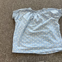 西松屋　シャツ　トップス　半袖　保育園の画像