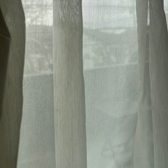 白いレースのカーテンの画像