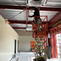 賞与年2回！月給50万円を目指せる空調設備工事スタッフ／随時昇給＆各種手当充実の画像