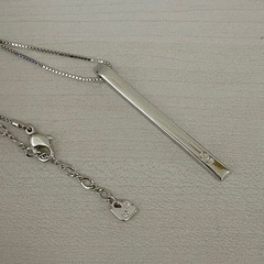 スワロフスキー ネックレスとピアスの画像