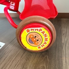 アンパンマン三輪車の画像