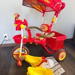 アンパンマン三輪車の画像