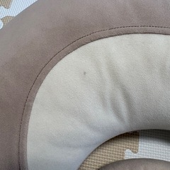 　エールべべ　授乳クッションの画像