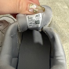 子供  スニーカー  ニューバランス  ホワイトの画像