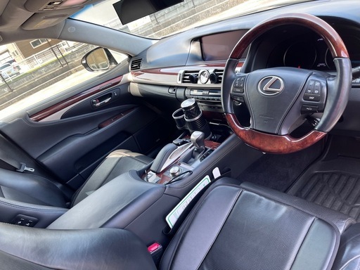レクサス　ＬＳ460 パール
