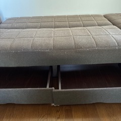 ソファーベッドの画像