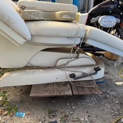 美容エステ用電動ベッドの画像