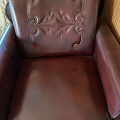 三人掛けソファ＋一人掛けソファ✕２脚の画像