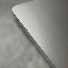 【ジャンク品】13インチ MacBook Air 2020 Intel 箱ありの画像
