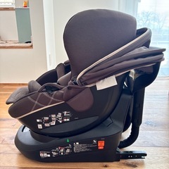 エールべべ　チャイルドシート　ISOFIX　クルット4iの画像